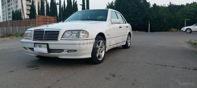 Mercedes C 200 2000, 300,000 km - 2.0 l - Şəmkir