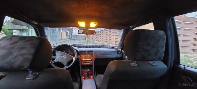 Mercedes C 200 2000, 300,000 km - 2.0 l - Şəmkir