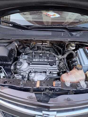 Chevrolet Cobalt-5
