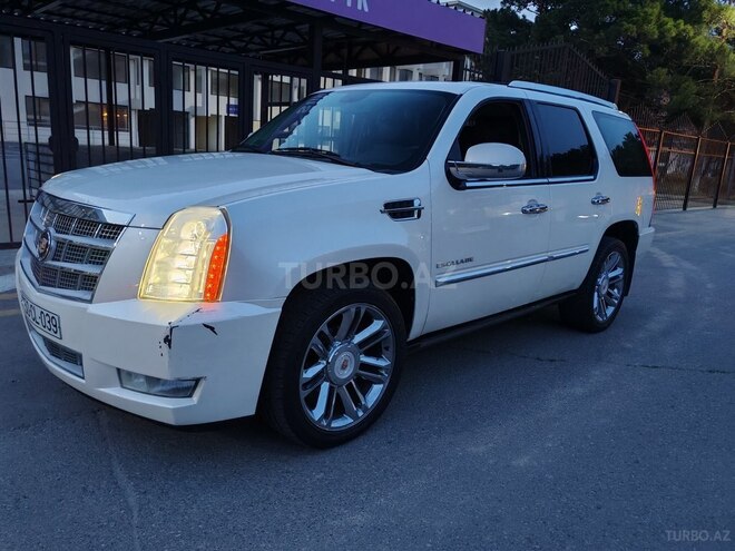 Cadillac Escalade 2012, 166,000 km - 6.2 l - Sumqayıt