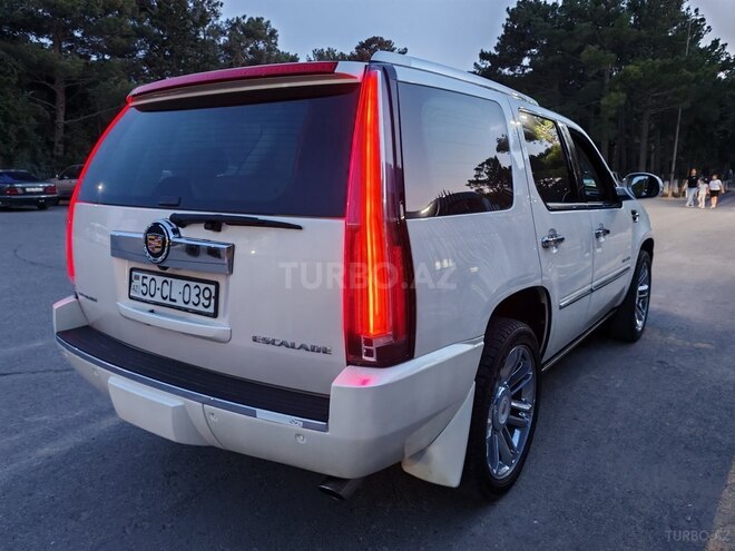 Cadillac Escalade 2012, 166,000 km - 6.2 l - Sumqayıt