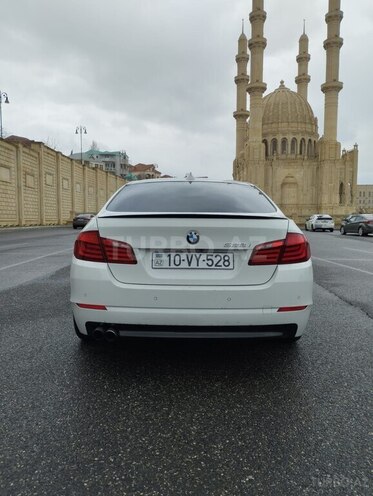 BMW 528 2011, 220,000 km - 2.0 л - Bakı