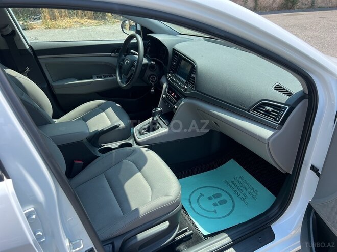 Hyundai Elantra 2016, 124,943 km - 2.0 л - Bakı