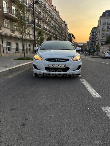 Hyundai Accent 2016, 220,000 km - 1.4 l - Bakı
