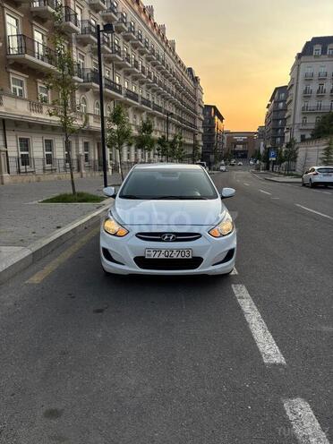 Hyundai Accent 2016, 220,000 km - 1.4 l - Bakı