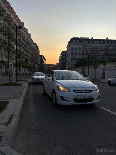 Hyundai Accent 2016, 220,000 km - 1.4 l - Bakı