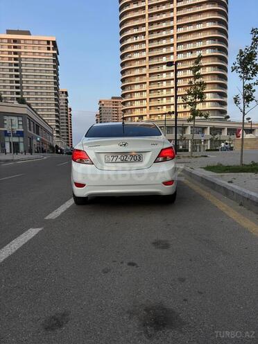 Hyundai Accent 2016, 220,000 km - 1.4 l - Bakı