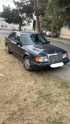Mercedes E 260 1989, 259,000 km - 2.6 l - Bakı