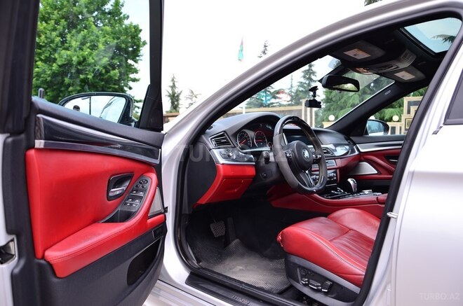 BMW 528 2013, 212,000 km - 2.0 l - Qazax