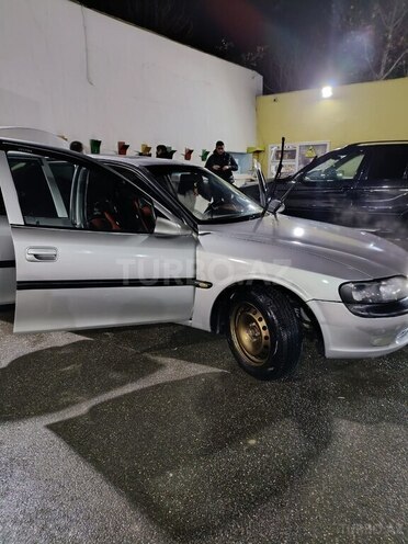 Opel Vectra 1996, 250,000 km - 1.8 l - Bakı