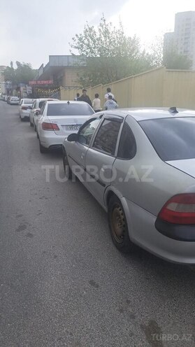Opel Vectra 1996, 250,000 km - 1.8 l - Bakı