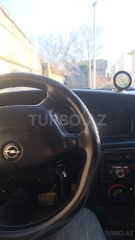 Opel Vectra 1996, 250,000 km - 1.8 l - Bakı