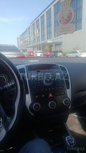 Kia Ceed 2010, 315,000 km - 1.6 л - Bakı