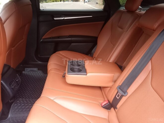 Ford Fusion (North America) 2019, 124,200 km - 2.0 l - Bakı