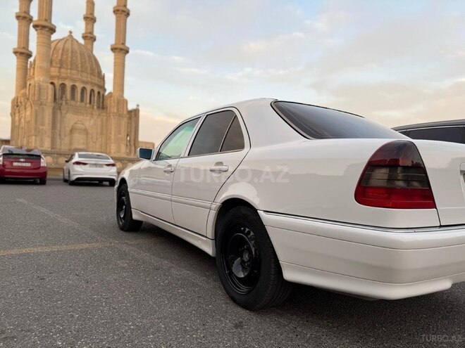 Mercedes C 230 1997, 354,000 km - 2.3 l - Bakı