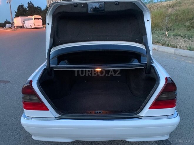 Mercedes C 230 1997, 354,000 km - 2.3 l - Bakı