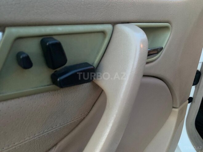 Mercedes C 230 1997, 354,000 km - 2.3 l - Bakı