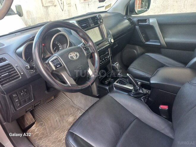 Toyota Land Cruiser Prado 2012, 185,000 km - 2.7 л - Bakı