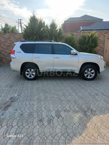 Toyota Land Cruiser Prado 2012, 185,000 km - 2.7 л - Bakı