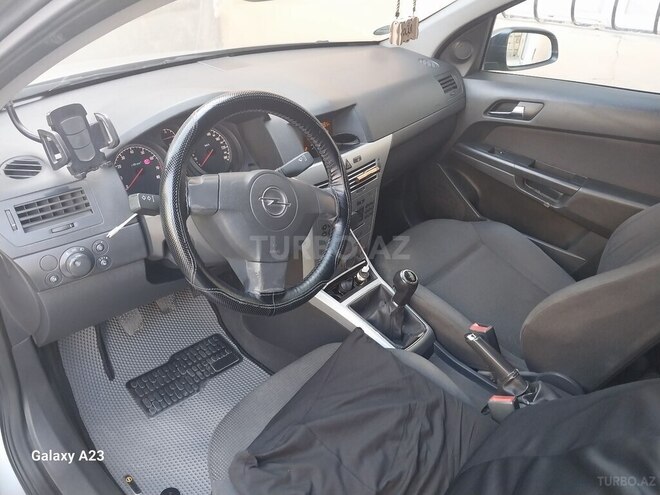 Opel Astra 2009, 202,000 km - 1.4 l - Bakı