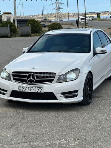Mercedes C 250 2014, 220,000 km - 1.8 l - Bakı