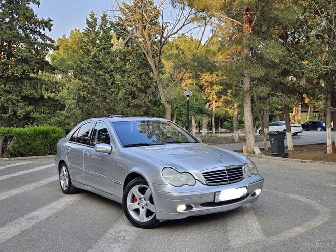 Mercedes C 200 2001, 275,000 km - 2.0 l - Sumqayıt