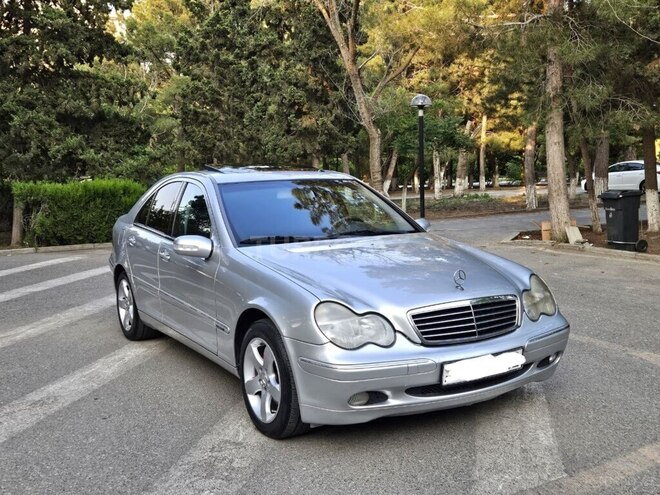 Mercedes C 200 2001, 275,000 km - 2.0 l - Sumqayıt