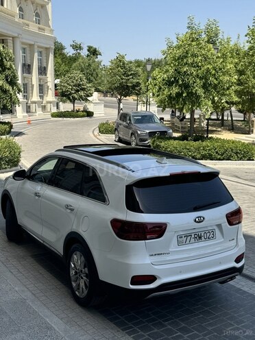 Kia Sorento-8