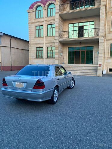 Mercedes C 240 2000, 281,234 km - 2.4 l - İmişli