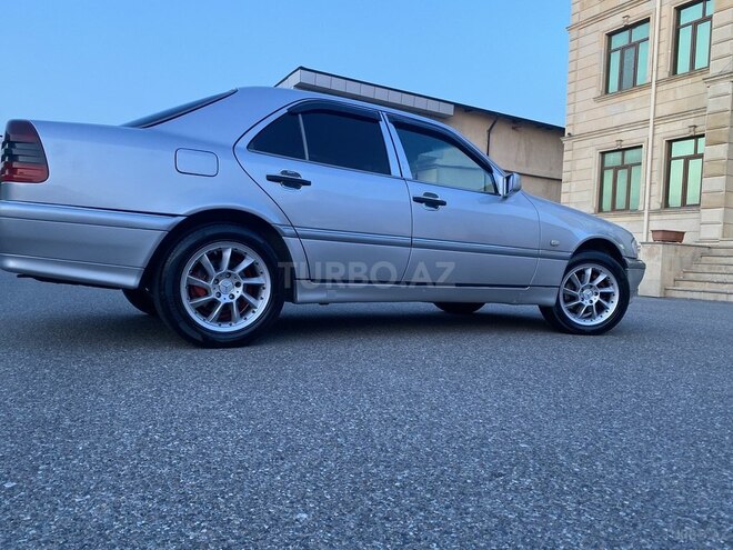 Mercedes C 240 2000, 281,234 km - 2.4 l - İmişli