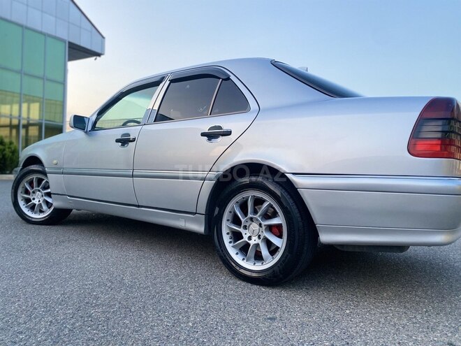 Mercedes C 240 2000, 281,234 km - 2.4 l - İmişli