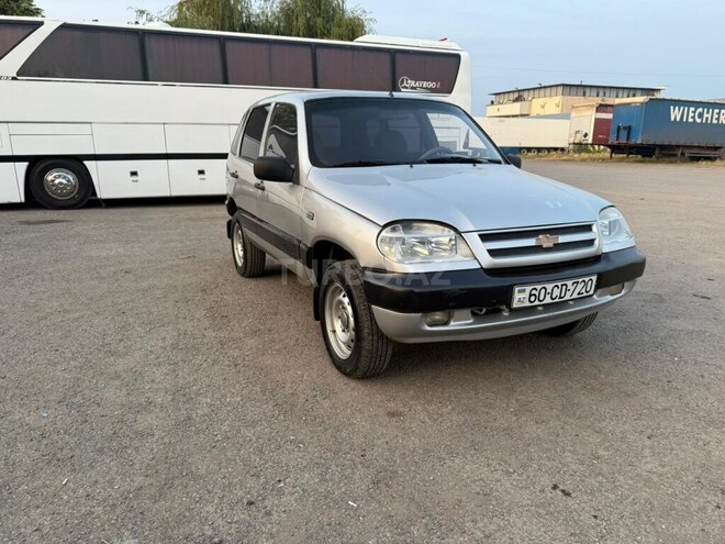 Chevrolet Niva 2006, 241,685 km - 1.7 л - Tovuz