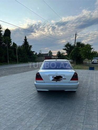 Mercedes C 230 1999, 153,000 km - 2.3 l - Masallı