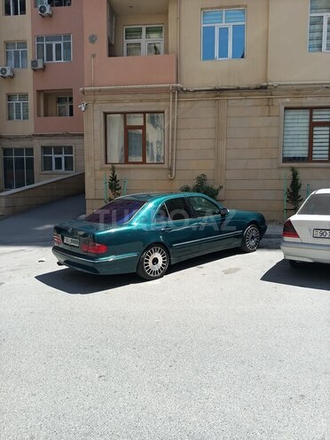 Mercedes E 220 d 1998, 525,000 km - 2.2 l - Bakı