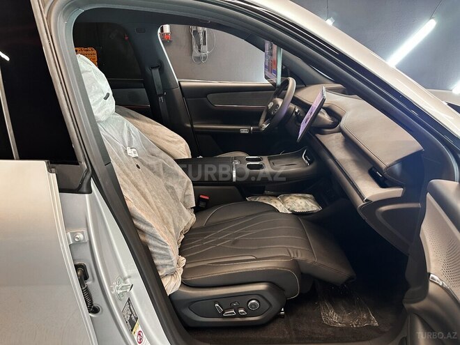 Changan Qiyuan Q07-33