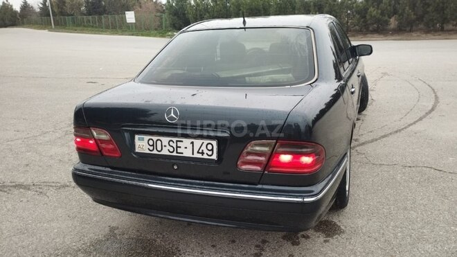 Mercedes E 220 d 1999, 472,500 km - 2.2 l - Bakı