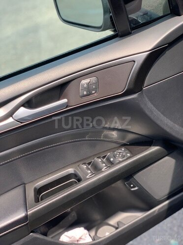 Ford Fusion (North America) 2020, 91,782 km - 2.0 л - Bakı