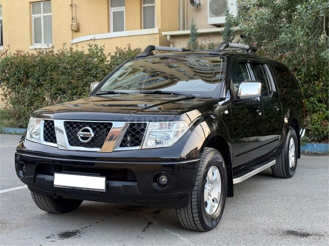 Nissan Navara 2015, 138,509 km - 2.5 l - Bakı