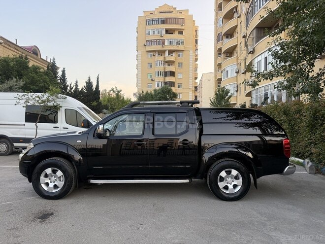 Nissan Navara 2015, 138,509 km - 2.5 l - Bakı