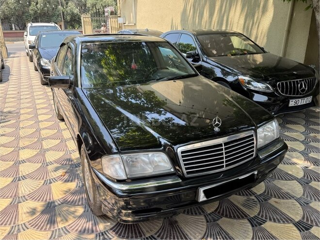 Mercedes C 200 1998, 333,000 km - 2.0 l - Bakı