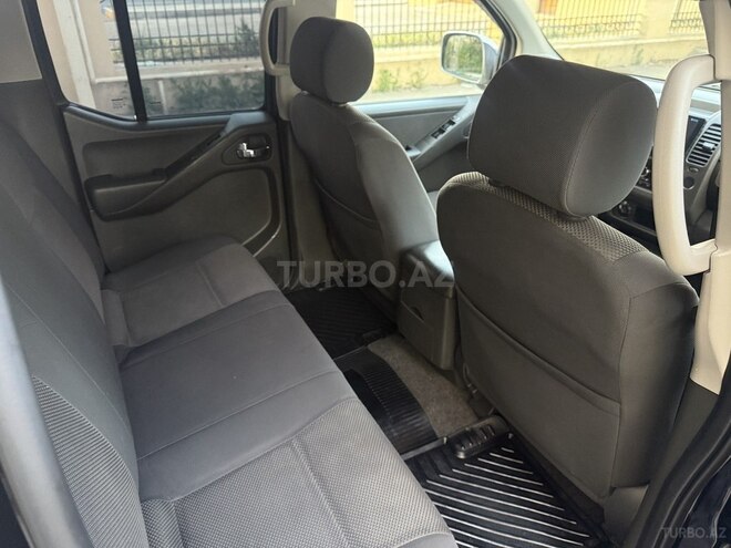 Nissan Navara 2015, 138,509 km - 2.5 l - Bakı