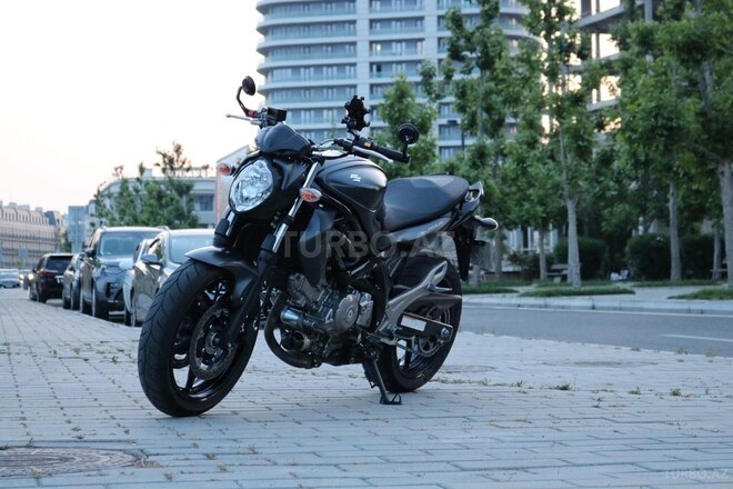 Suzuki  2014, 3,500 km - 0.7 l - Bakı