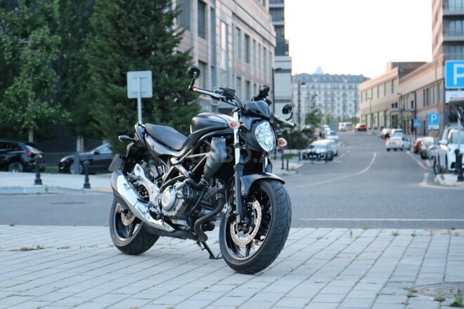 Suzuki  2014, 3,500 km - 0.7 l - Bakı