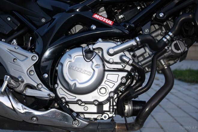 Suzuki  2014, 3,500 km - 0.7 l - Bakı