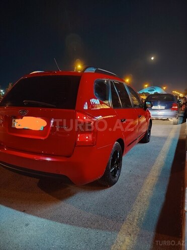 Kia Carens 2008, 260,000 km - 2.0 l - Sumqayıt