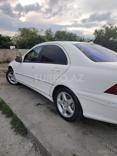 Mercedes C 200 2001, 283,000 km - 2.0 л - Zaqatala