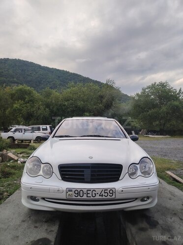 Mercedes C 200 2001, 283,000 km - 2.0 л - Zaqatala