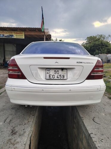 Mercedes C 200 2001, 283,000 km - 2.0 л - Zaqatala