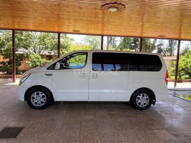 Hyundai H-1 2011, 250,000 km - 2.5 l - Lənkəran