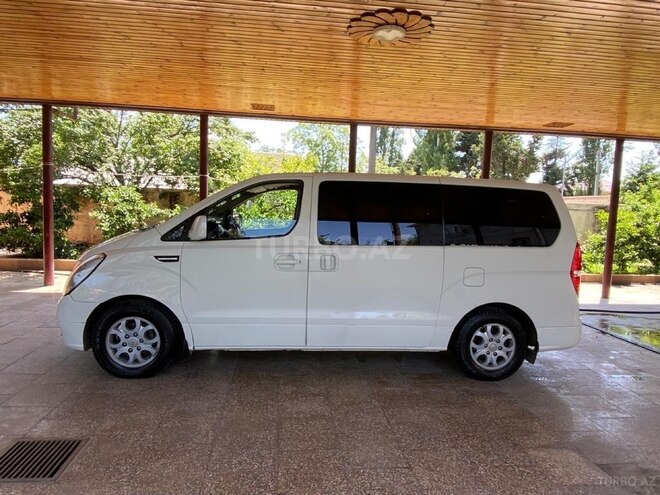 Hyundai H-1 2011, 250,000 km - 2.5 l - Lənkəran